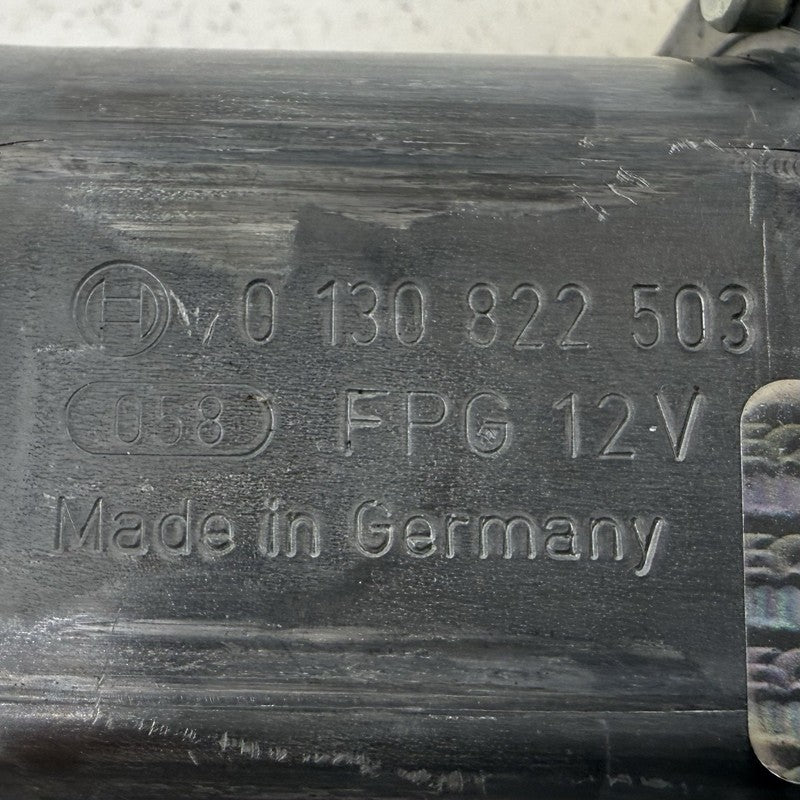 A2048200142 / 204 820 01 42 / 2048200142 08-14 Mercedes W204 C250 Driver Left Front Door Window Regulator Motor OEM