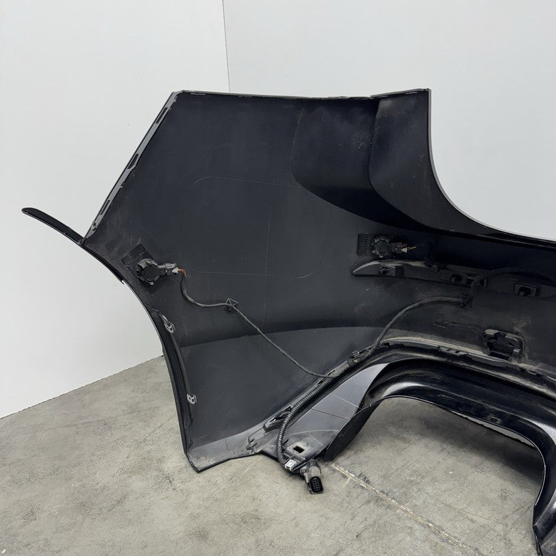 5H6 807 421 B / 5H6807421B 22-24 VOLKSWAGEN GOLF R REAR BUMPER COMPLETE W/ PARKING SENSORS & DIFFUSER OEM