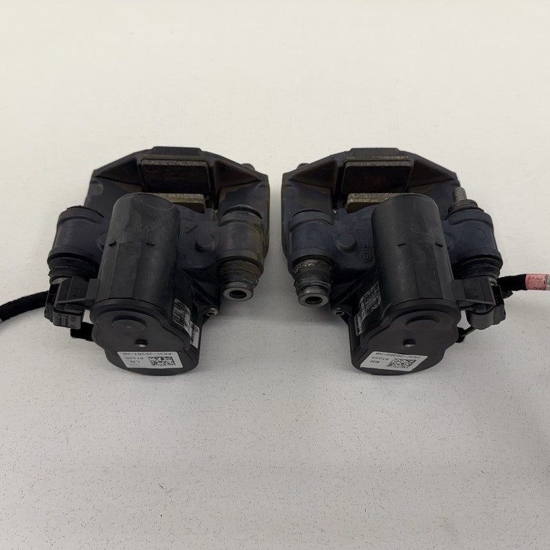 24-26 Ford Mustang GT Rear Parking Park Drift Brake Caliper Pair Left 