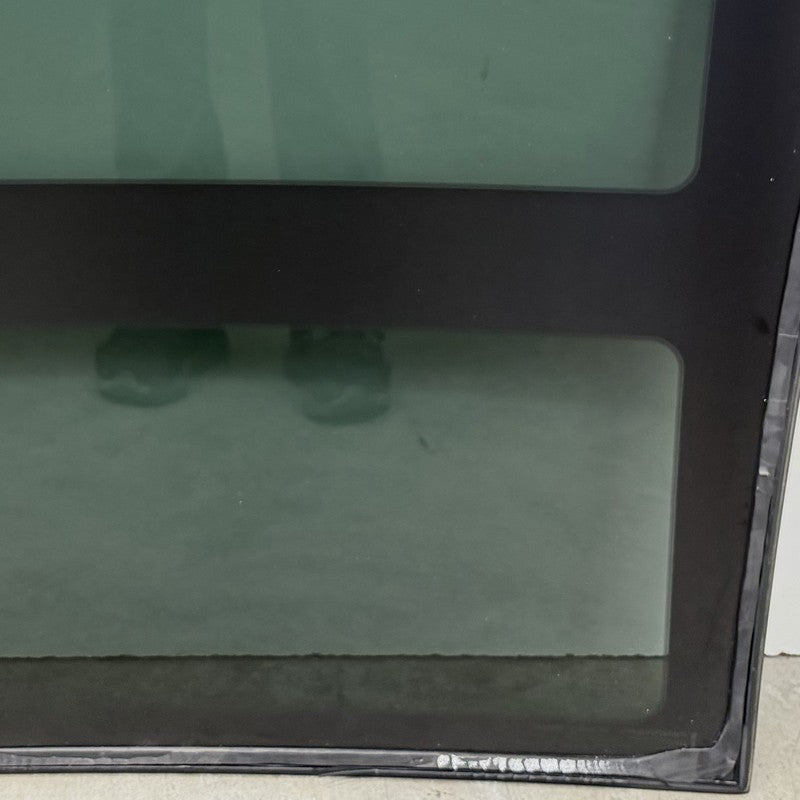 43R-000272 / 43R 000272 / 43R000272 23-26 Toyota Prius Fixed Panoramic Sunroof Sun Roof Glass Window 63211-47110 OEM