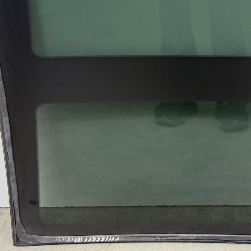 43R-000272 / 43R 000272 / 43R000272 23-26 Toyota Prius Fixed Panoramic Sunroof Sun Roof Glass Window 63211-47110 OEM