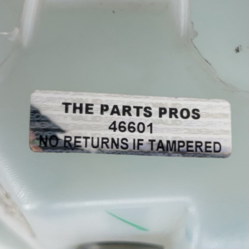 PR3B-17B613-AC / PR3B 17B613 AC / PR3B17B613AC 24-25 Ford Mustang GT Windshield Washer Reservoir Tank Bottle PR3B-17B613