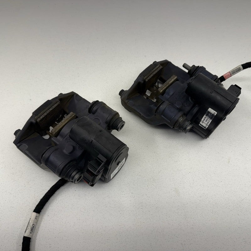 24-26 Ford Mustang GT Rear Parking Park Drift Brake Caliper Pair Left 