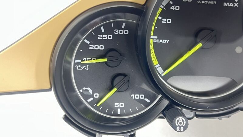 970.641.166.54 / 970 641 166 54 / 97064116654 12-16 PORSCHE PANAMERA S E-HYBRID SPEEDOMETER INSTRUMENT CLUSTER GAUGE 57K