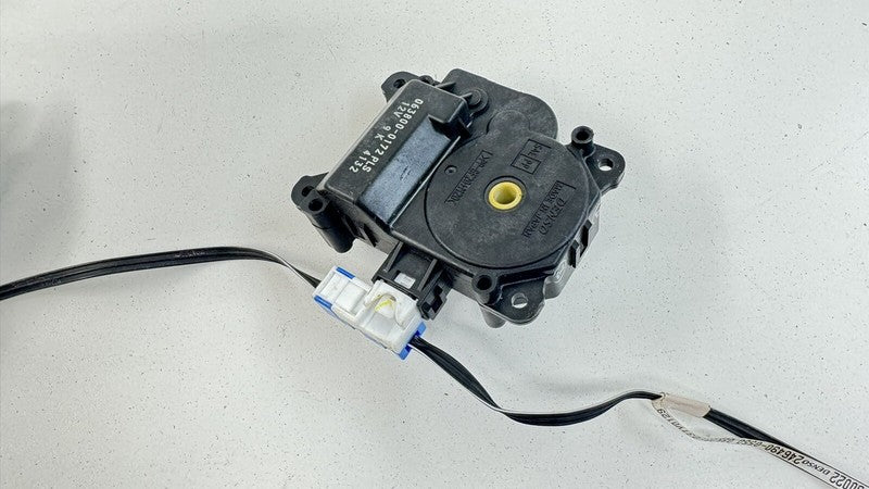 063800-0172 / 063800 0172 / 0638000172 08-14 LEXUS IS F HVAC BOX HEATER AC FLAP MOTOR AIR MIX ACTUATOR SET OEM