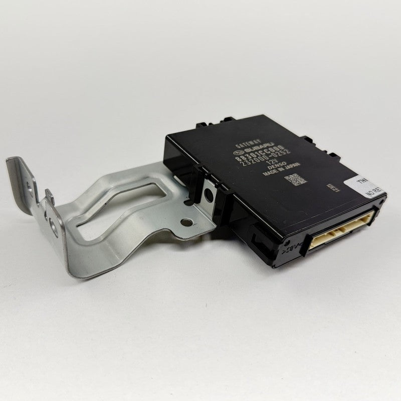 88301CC000 22-25 Toyota GR86 Front Central Gateway Control Module 88301CC000 OEM