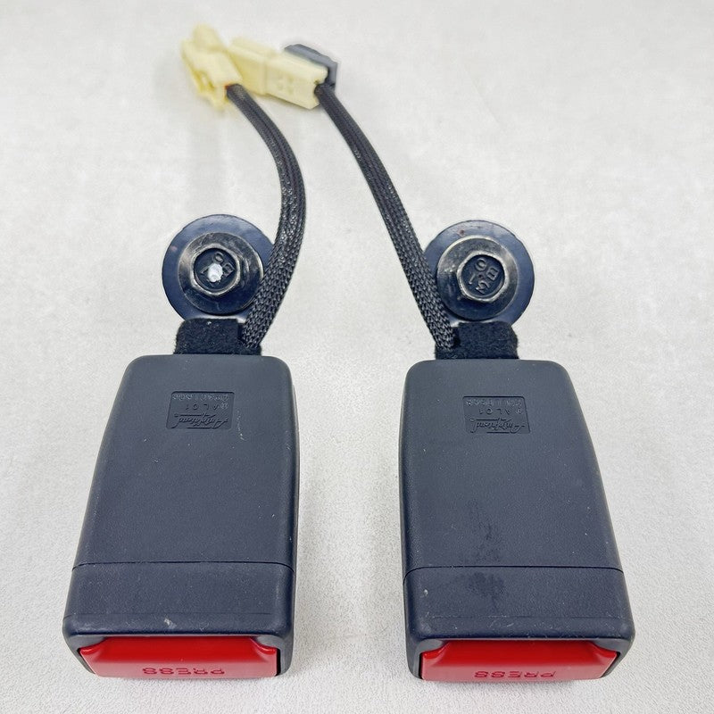 22-25 TOYOTA GR86 REAR SEAT BELT SEATBELT BUCKLE PAIR OEM