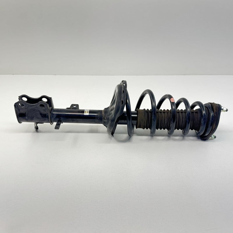 48530-48372 / 48530 48372 / 4853048372 08-13 Toyota Highlander AWD 3.5L Right Rear Shock Strut Spring Absorber OEM