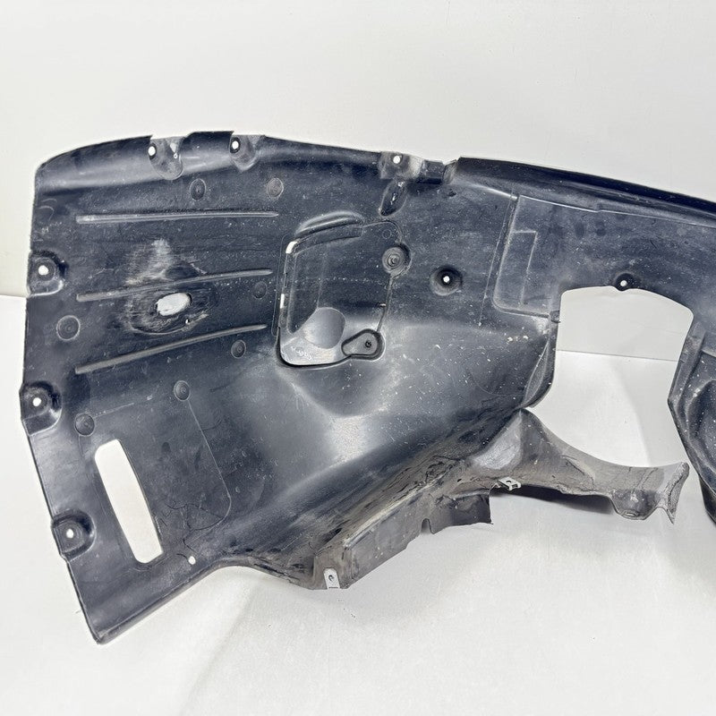 173 701 10 / 17370110 06-10 BMW M6 Left Front Fender Liner Wheel Arch Shield Splash Guard Trim OEM