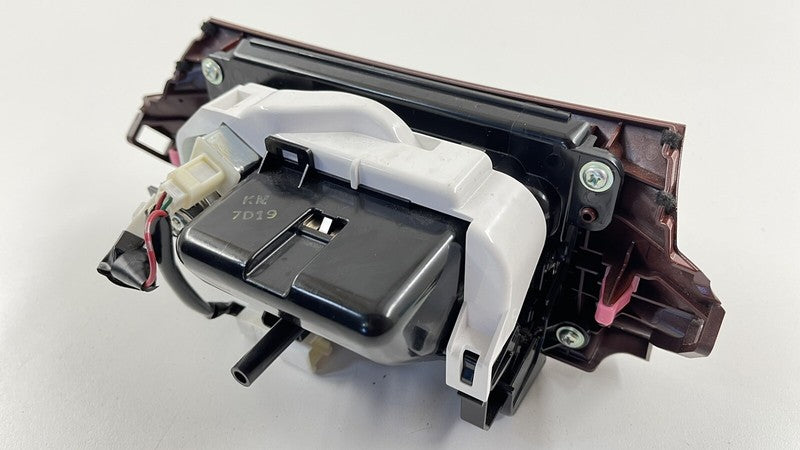 07-12 LEXUS LS460 FRONT CENTER CONSOLE ASHTRAY ASHT RAY LIGHTER SOCKET OEM