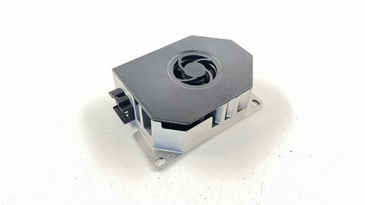 2118705189 / A2118705189 / A 211 870 51 89 5189 07-14 MERCEDES W212 W219 CLS E CLASS SUBWOOFER AMPLIFIER AMP HARMAN BECK