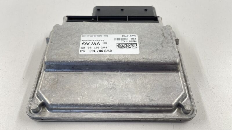 8W0 907 163 / 8W0907163 18-20 AUDI A5 S5 AWD DIFFERENTIAL TRANSFER CASE CONTROL MODULE 8W0907163 OEM
