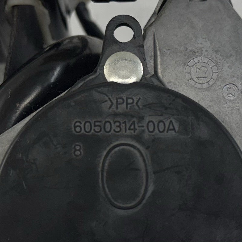 6175031 11-17 Honda Odyssey Passenger Right Front Seatbelt Seat Belt Retractor OEM