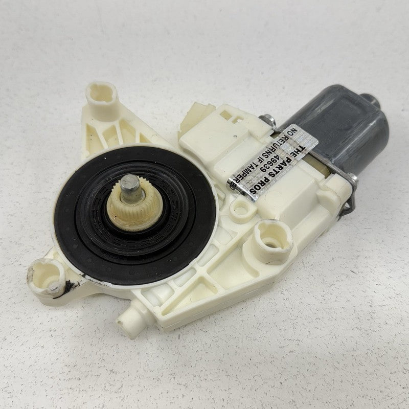 A2048200642 / 204 820 06 42 / 2048200642 08-14 Mercedes W204 C250 Passenger Right Rear Door Window Regulator Motor OEM