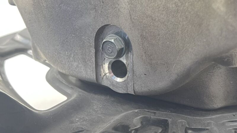 Does Not Apply 24-25 ACURA INTEGRA TYPE S RIGHT REAR WHEEL SPINDLE KNUCKLE HUB BEARING OEM