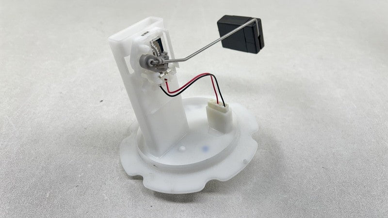 17040-6GP0A / 17040 6GP0A / 170406GP0A 24-25 NISSAN Z NISMO GAS TANK FUEL PUMP SENDING UNIT PAIR 17040-6GP0A OEM