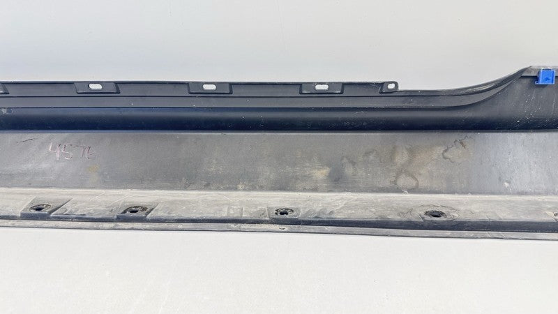 5177 7 898 214 / 51777898214 06-10 BMW M6 E63 E64 PASSENGER RIGHT SIDE SKIRT ROCKER PANEL COVER TRIM OEM