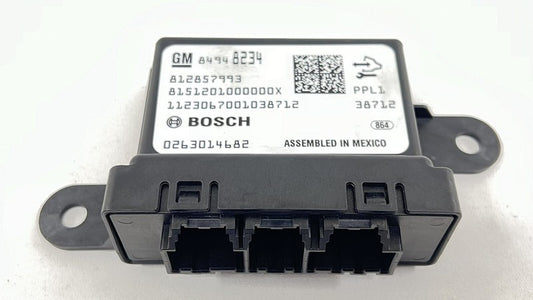 8494 8234 / 84948234 22-24 CADILLAC CT5 V BLACKWING DRIVER PARK ASSIST CONTROL MODULE 84948234 OEM