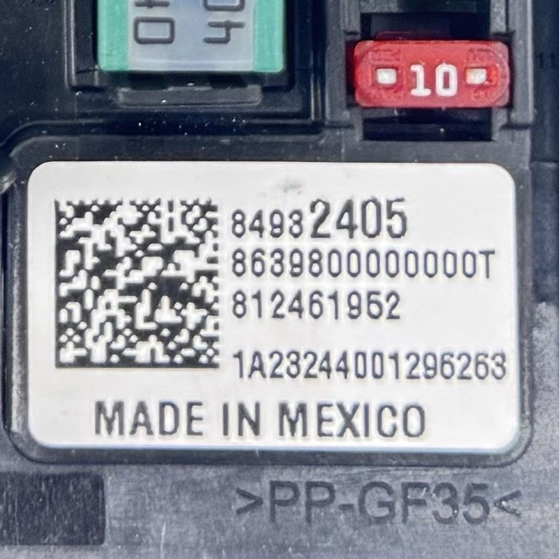 84932405 22-24 CADILLAC CT5 V BLACKWING CABIN FUSE RELAY JUNCTION BOX 84932405 OEM