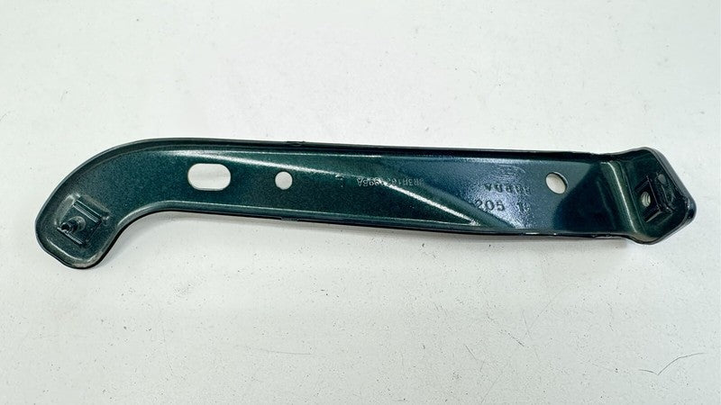 JR3B-16C199-BA / JR3B 16C199 BA / JR3B16C199BA 18-23 FORD MUSTANG GT BULITT DRIVER LEFT FRONT FENDER BRACKET SUPPORT MOU