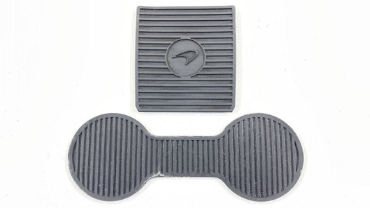 11N2280CP 15-17 MCLAREN 650S CENTER CONSOLE CUPHOLDER COIN STORAGE RUBBER MAT INSERT OEM