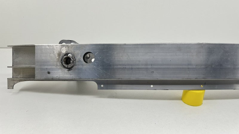 22062D 22-24 CADILLAC CT5 V BLACKWING REAR BUMPER REINFORCEMENT BAR IMPACT ABSORBER OEM