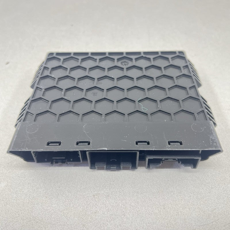 812933547 22-25 CADILLAC CT4 CT5 V BLACKWING LEFT FRONT SEAT CONTROL MODULE 13548242 OEM