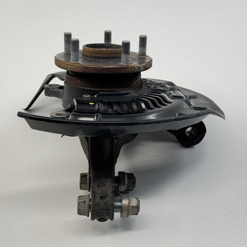 08-13 Toyota Highlander AWD Right Front Spindle Knuckle Hub Bearing 38K Mile OEM