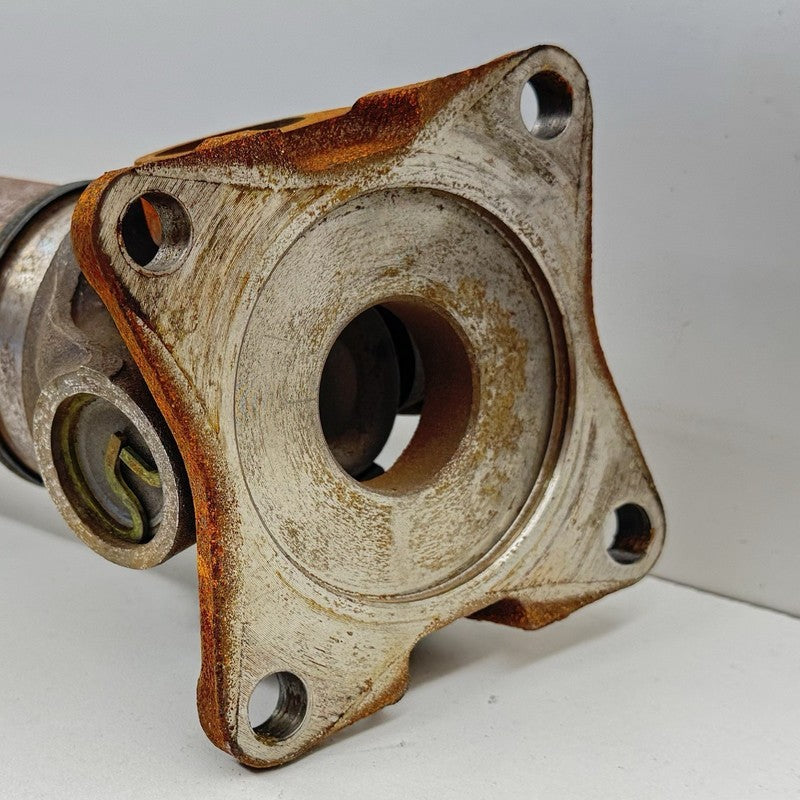 PR33-4K145-CB / PR33 4K145 CB / PR334K145CB 24-25 FORD MUSTANG GT AUTOMATIC TRANSMISSION DRIVESHAFT DRIVE SHAFT CARRIER 