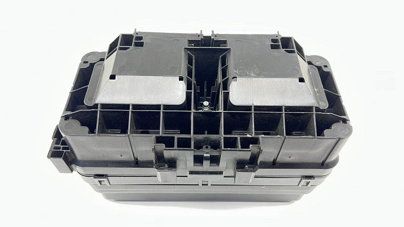 22-24 CADILLAC CT4 V BLACKWING ENGINE BAY FUSE RELAY JUNCTION BOX MODULE OEM