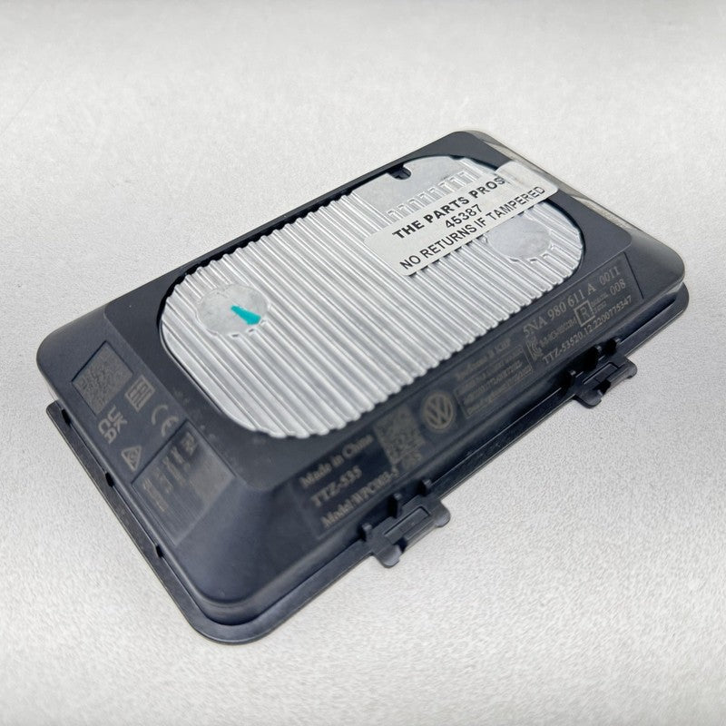 5NA-980-611-A / 5NA.980.611.A / 5NA 980 611 A / 5NA980611A 22-25 VOLKSWAGEN GOLF R MK8 CENTER CONSOLE WIRELESS CHARGE PH