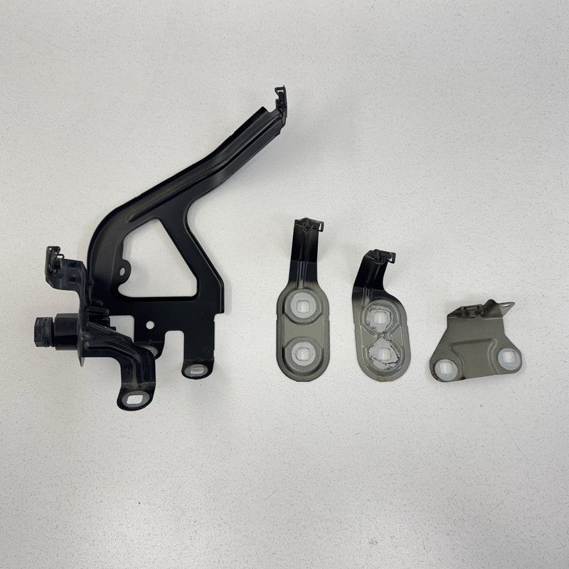 12-16 BMW M5 F10 Driver Left Front Side Fender Wing Holder Bracket Set OEM