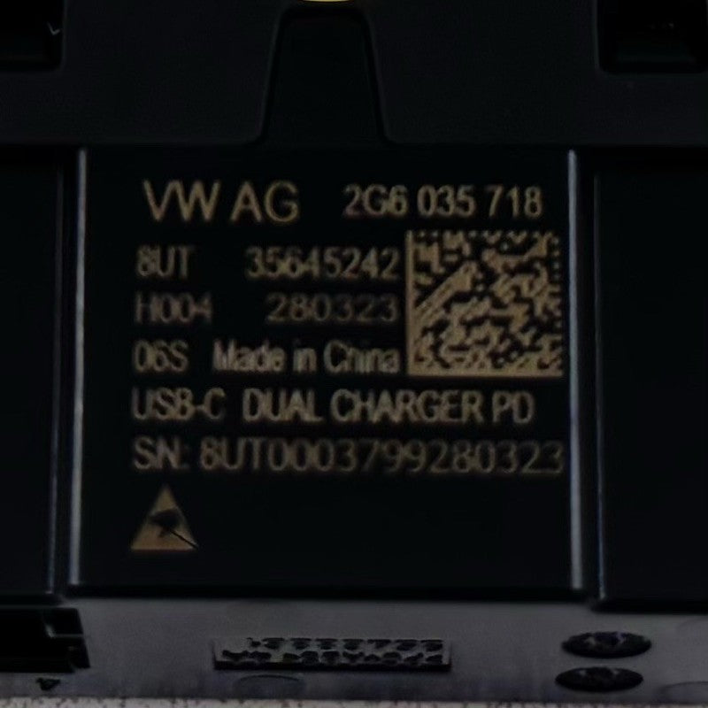 2G6-035-718 / 2G6.035.718 / 2G6 035 718 / 2G6035718 22-25 VOLKSWAGEN GOLF R MK8 REAR CENTER CONSOLE DUAL USB PORT CHARGE