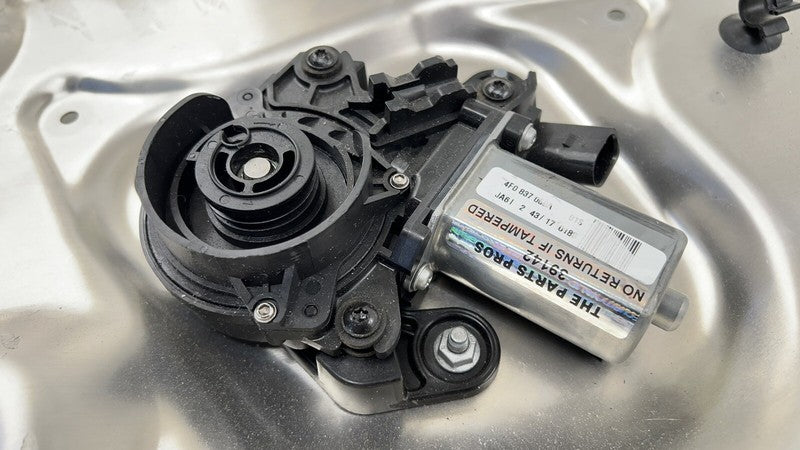 4W0 837 461 A / 4W0837461A / 4W0 837 461 / 4W0837461 13-18 BENTLEY FLYING SPUR LEFT FRONT DOOR WINDOW REGULATOR MOTOR CA