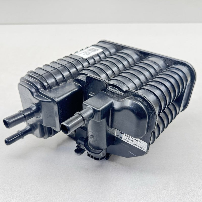 8452 4033 / 84524033 22-25 CADILLAC CT5 V BLACKWING FUEL EVAP VAPOR CHARCOAL EMISSION CANISTER OEM