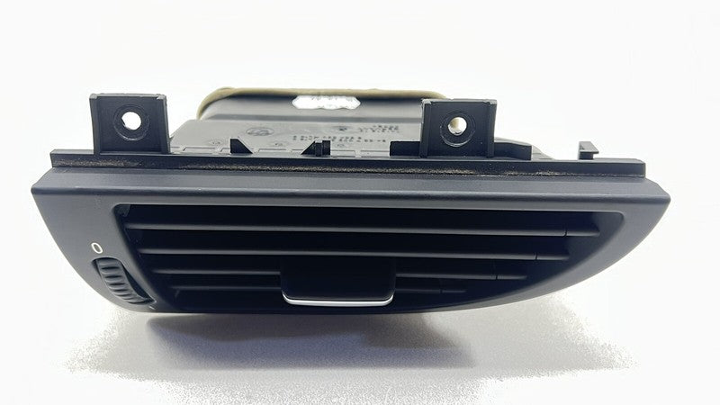 7 009 272 / 7009272 06-10 BMW M6 E63 E64 PASSENGER RIGHT FRONT DASH AIR VENT GRILLE GRILL TRIM OEM