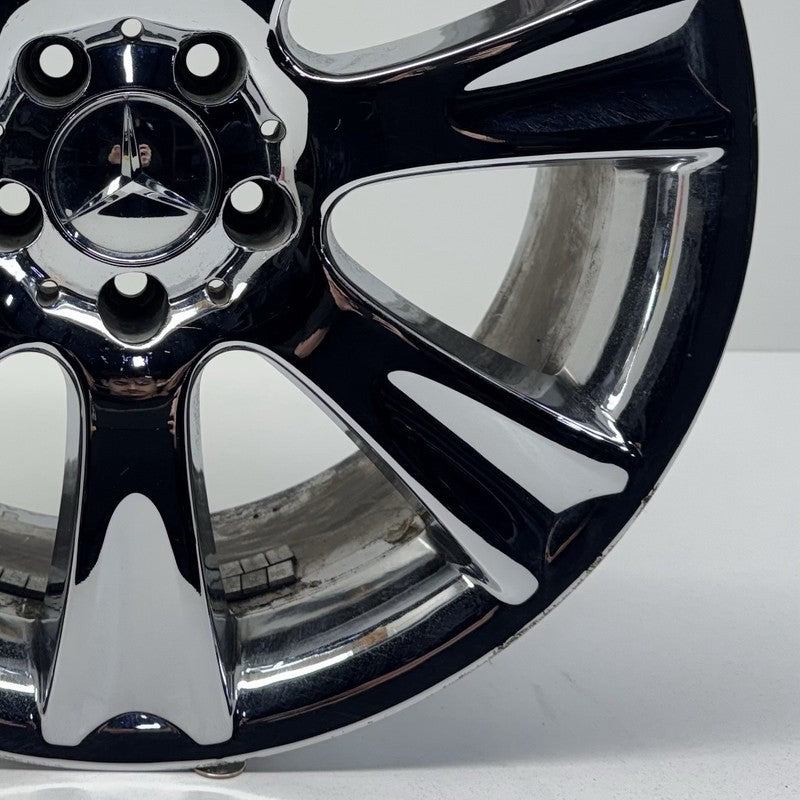 A 219 401 0502 / A2194010502 06-11 Mercedes-Benz CLS Class W219 Front Wheel Rim 18x8.5 Chrome Factory OEM