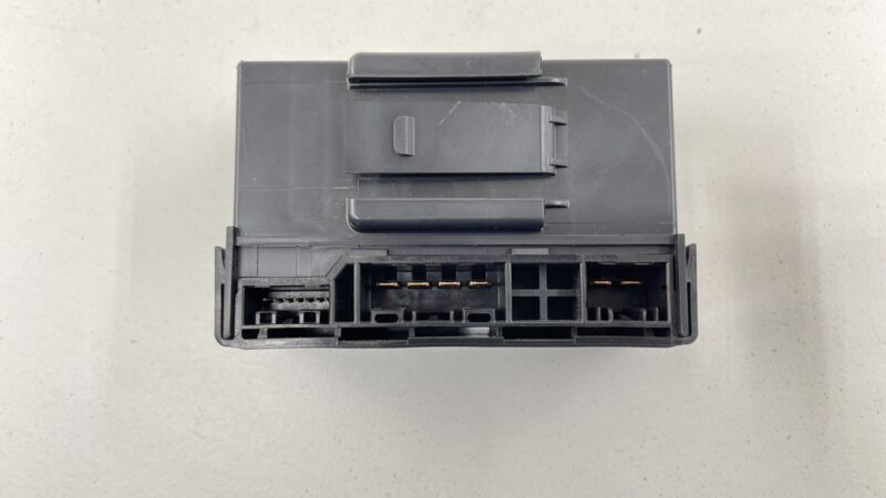 38330-T2A-A012 / 38330 T2A A012 / 38330T2AA012 14-20 ACURA MDX SEAT SUB RELAY CONTROL MODULE BOX 38330-T2A-A012 OEM