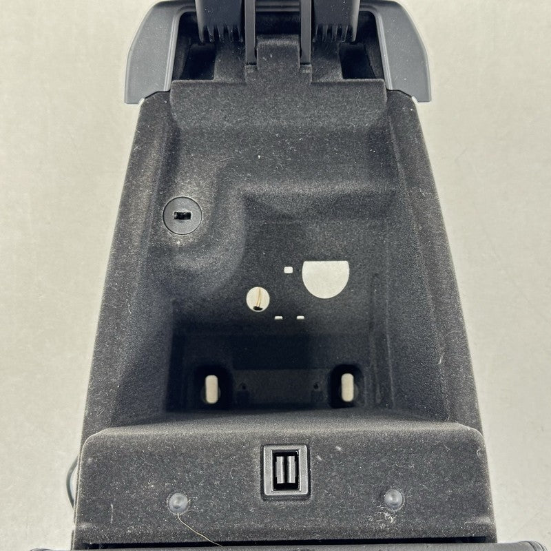 7 072 737 / 7072737 06-10 BMW M6 E63 E64 Center Console Armrest Arm Rest Cover 7072737 OEM