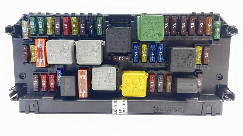 A 212 900 61 12 6112 / A2129006112 / 2129006112 12-14 MERCEDES BENZ CLS550 W218 FRONT SAM FUSE RELAY JUNCTION BOX SAM MO