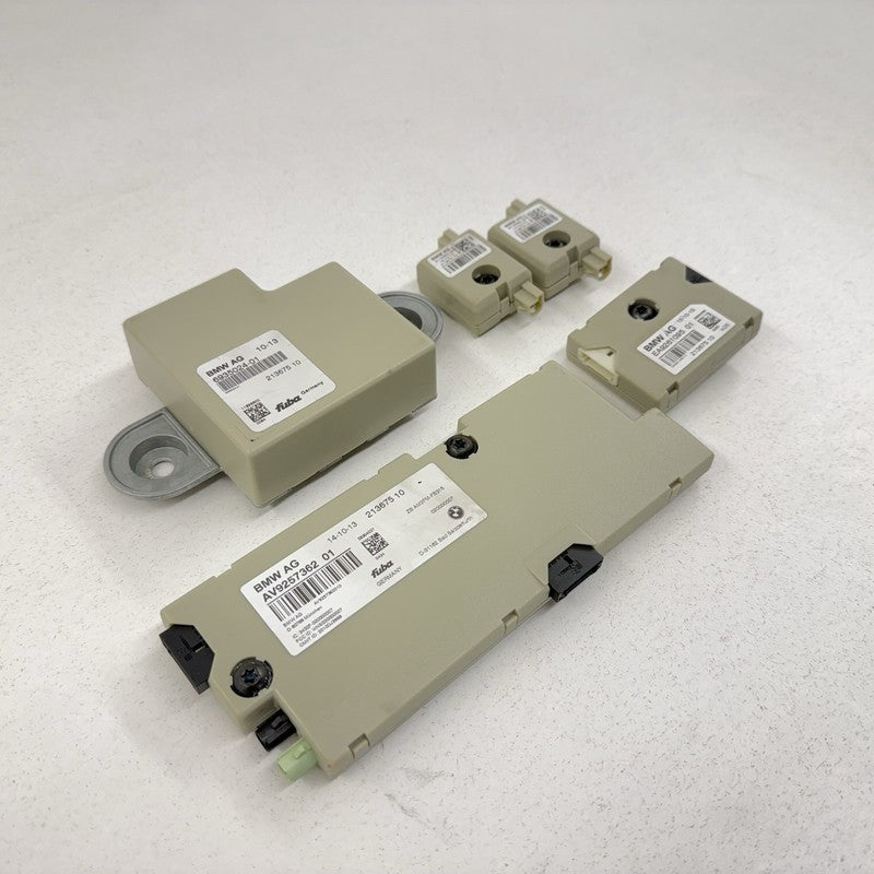 9 257 362 / 9257362 11-16 BMW M5 528 535 550 F10 Radio Antenna Receiver Amplifier Modules Set OEM