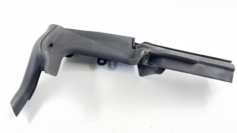 427 831 295 / 427831295 08-15 AUDI R8 SPYDER DRIVER LEFT SIDE DOOR B PILLAR WEATHERSTRIP TRIM OEM