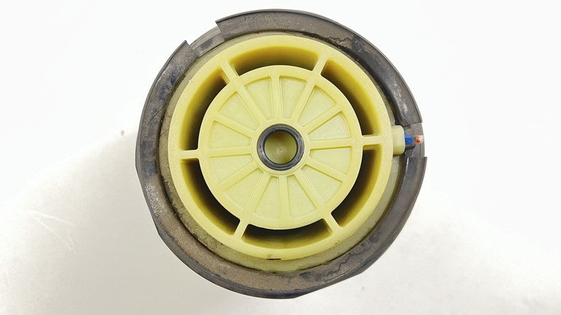 A 212 320 40 25 4025 / A2123204025 / 2123204025 12-18 MERCEDES BENZ CLS550 W218 RIGHT REAR AIR SUSPENSION ABSORBER BAG O
