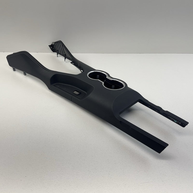 PR3B C045B44 DD37MC / PR3BC045B44DD37MC 24-26 Ford Mustang Performance Pack Center Console Panel Cover W/ Knee Pads OEM