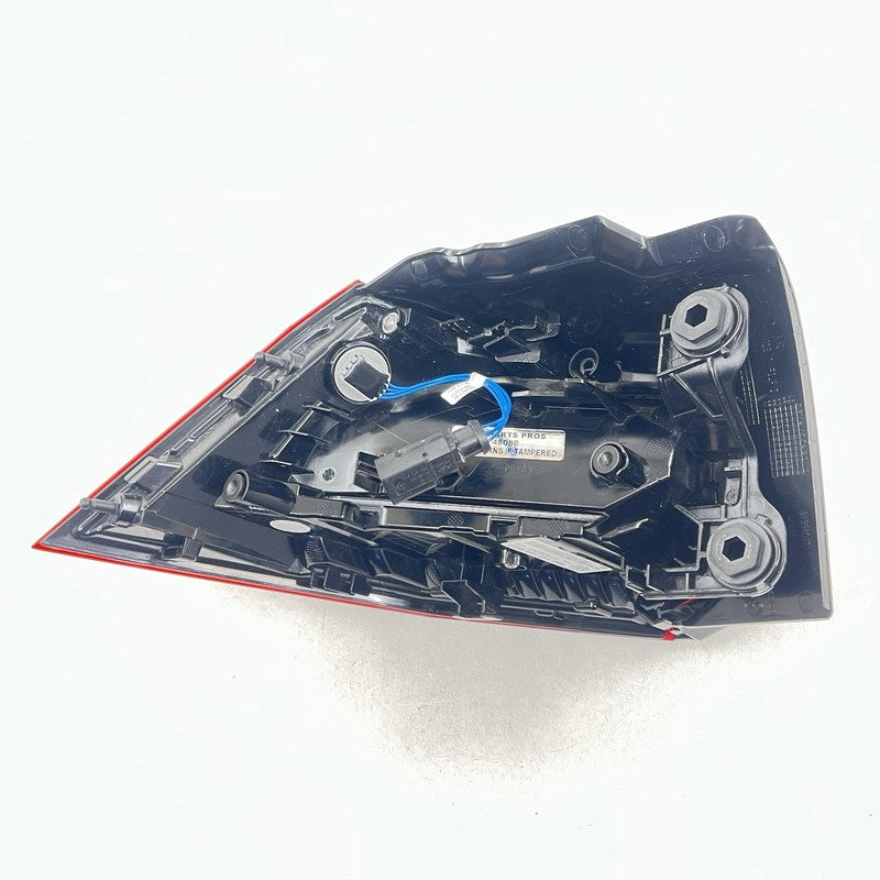 5H0 945 096 D / 5H0945096D 22-24 VOLKSWAGEN GOLF R MK8 RIGHT REAR OUTER TAILLIGHT TAIL LIGHT LAMP OEM
