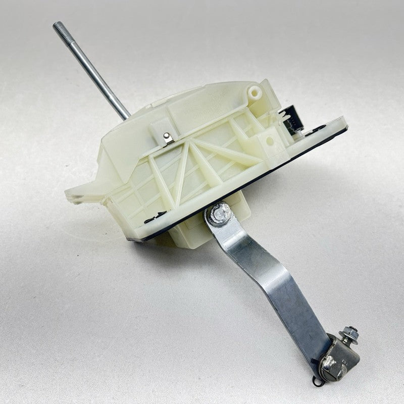 35110CC010 22-25 TOYOTA GR86 AUTOMATIC GEAR SHIFT SELECT LEVER BOX 35110CC010 OEM
