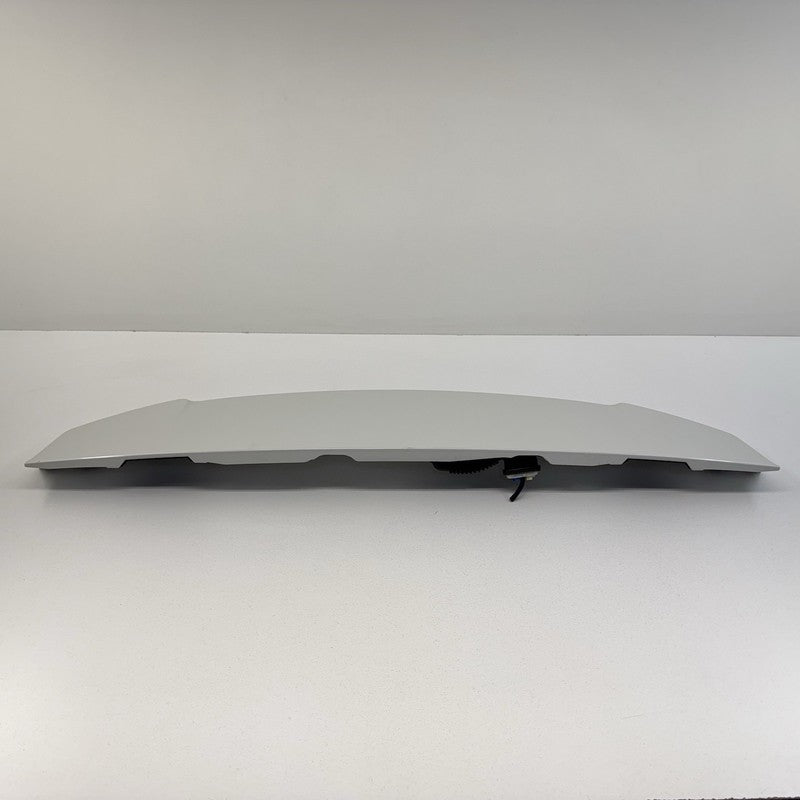 82819-48280 / 82819 48280 / 8281948280 08-13 Toyota Highlander Rear Tailgate Spoiler Wing W/ Third Brake Light OEM