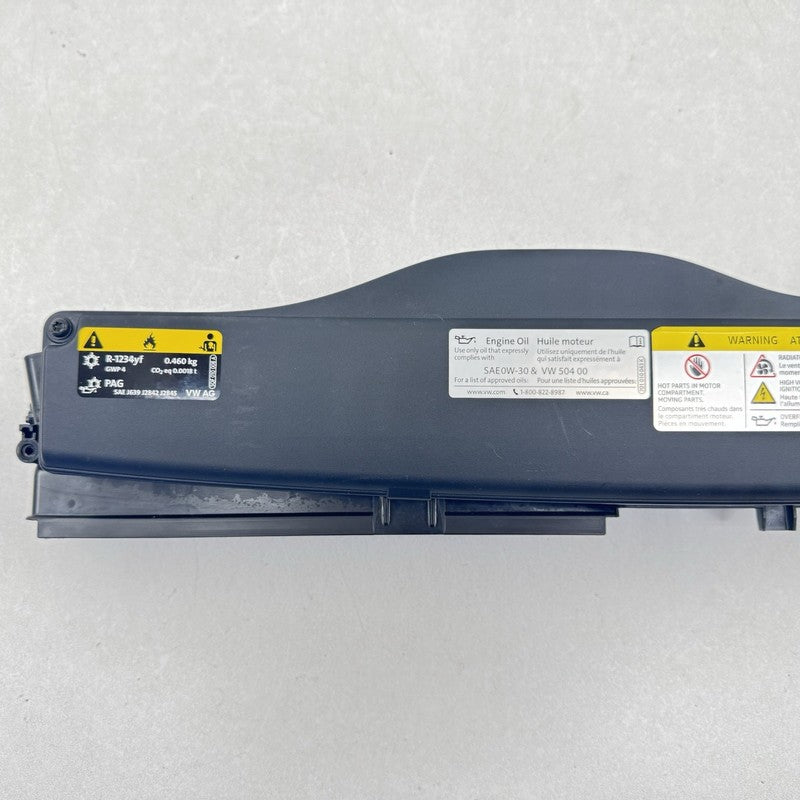 5Q0 129 254 E / 5Q0129254E 22-25 VOLKSWAGEN GOLF R MK8 AIR INTAKE DUCT TUBE GUIDE 5Q0129254E OEM