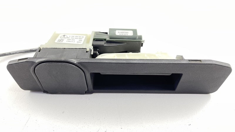 1667500693 / A1667500693 / A 166 750 06 93 0693 13-16 MERCEDES GL350 X166 TAILGATE RELEASE HANDLE SWITCH W/ REAR VIEW CA