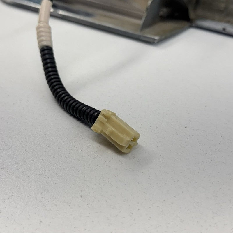 76801-48330/ 76801 48330 / 7680148330 08-13 Toyota Highlander Rear Trunk License Plate Light Trim Moulding Chrome OEM